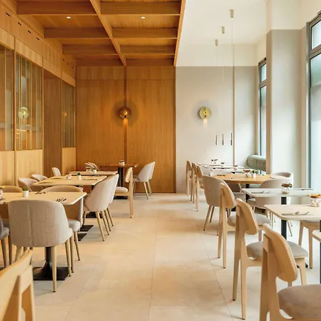 Mercure Centre Unterlinden Готель Кольмар