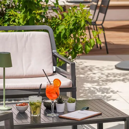 Mercure Centre Unterlinden Готель Кольмар