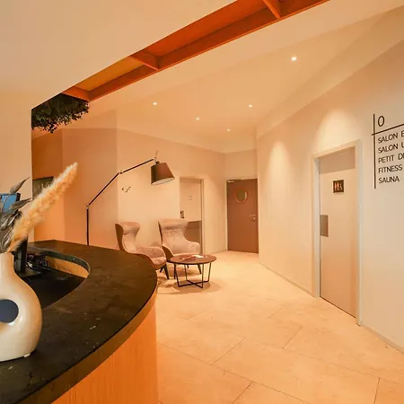 Готель Mercure Centre Unterlinden 4*