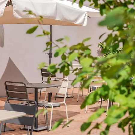 Mercure Centre Unterlinden Готель Кольмар