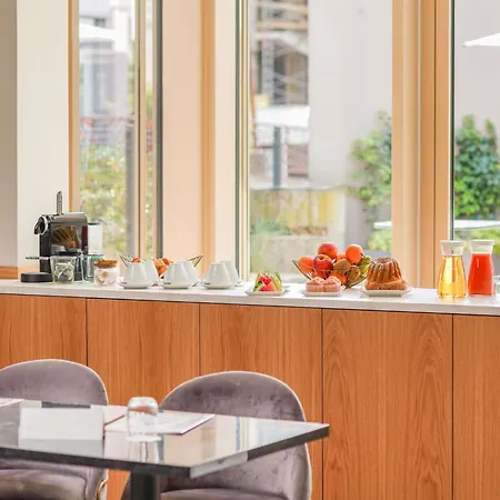 Готель Mercure Centre Unterlinden 4*