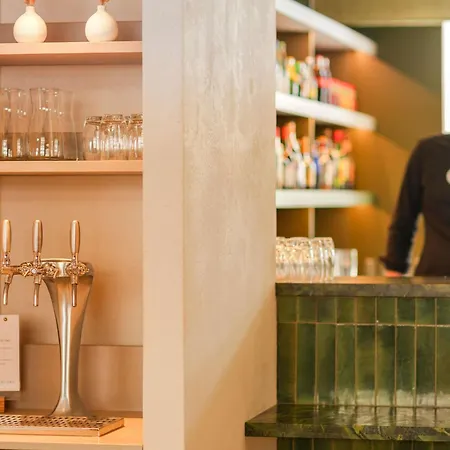 Готель Mercure Centre Unterlinden 4*